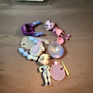 Zombaes Forever -  Cold Hearted Doll - 3.5" Figure with Stand & Ice Cream Cone